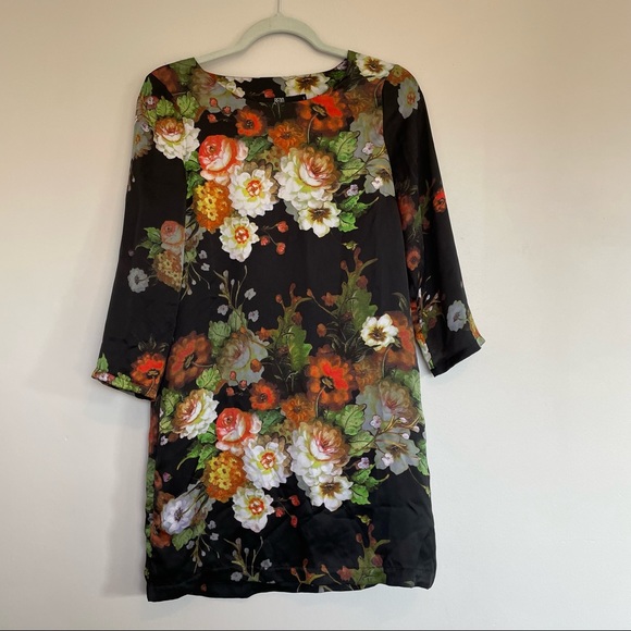 3 for 20$🌼 BEDO dress Small - flower pattern - Picture 4 of 7